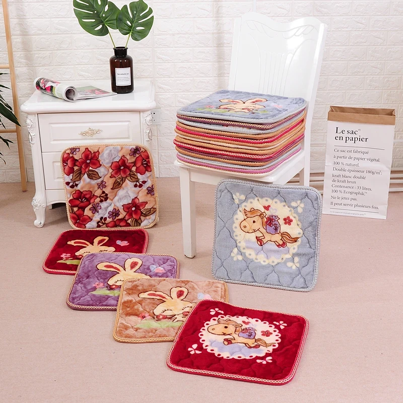 冬季新款加厚毛绒椅子垫办公室屁股垫防滑餐馆餐椅垫学生凳子垫