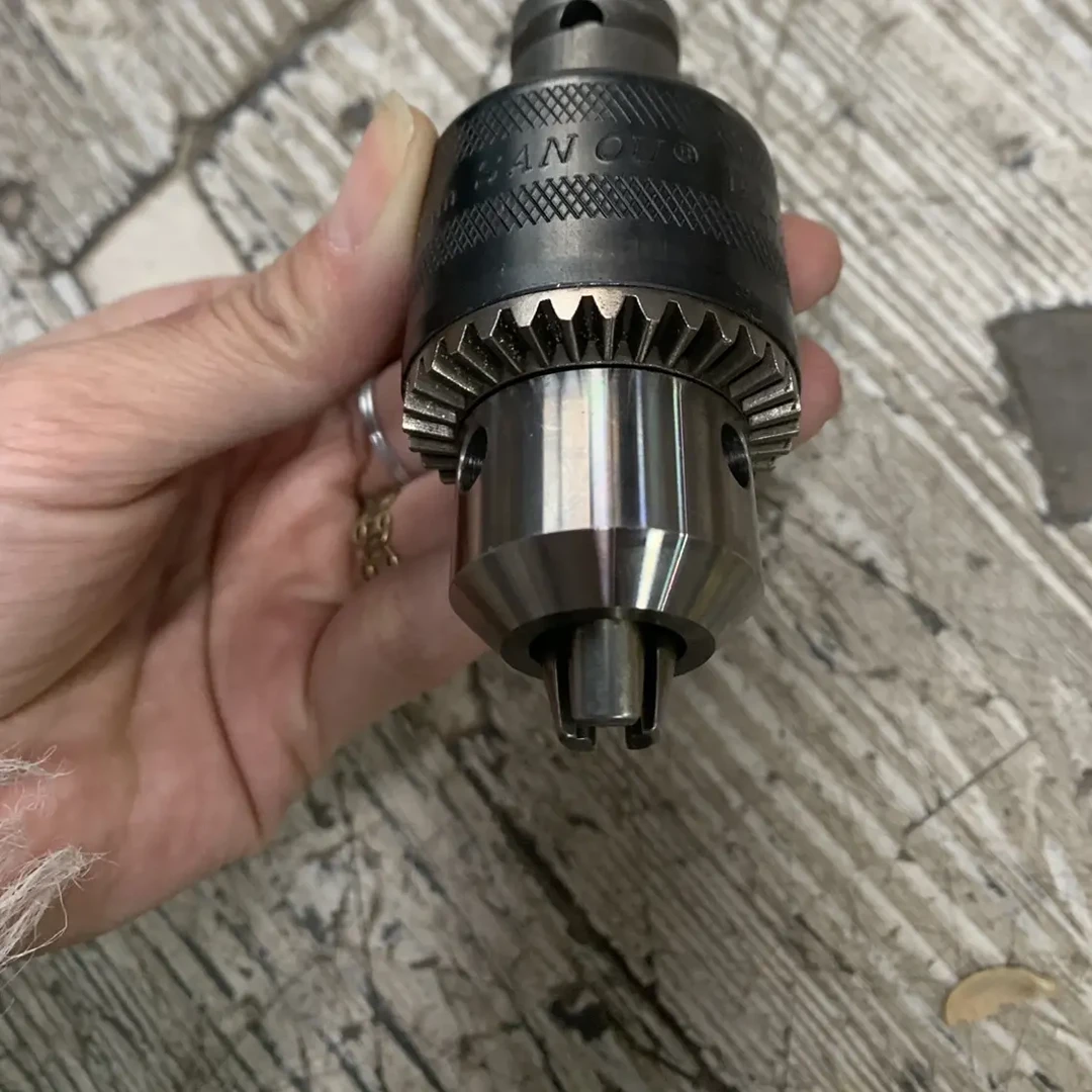 电动扳手转换头（扳手砖夹头）