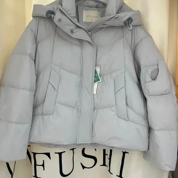 VVFUSHI 12550保暖短款休闲连帽冬季女羽绒服外套