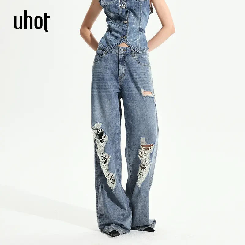 UHOT 蓝色水洗破洞透明水光感烫钻气质显瘦高街牛仔长裤UWWR1K054