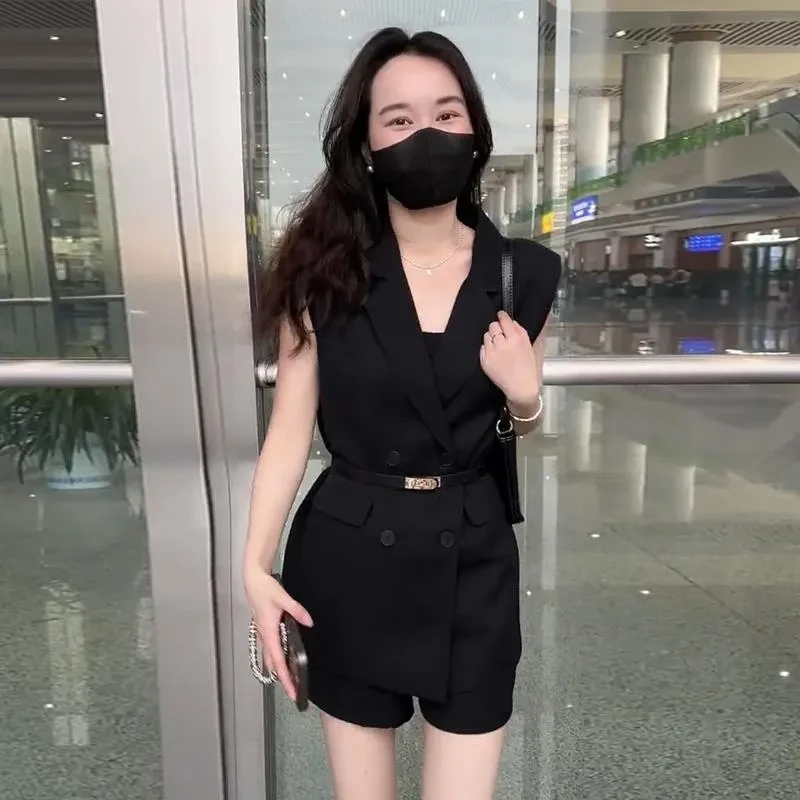 时尚法式无袖西装套装女夏款高级感小个子洋气漏背外套短款两件套