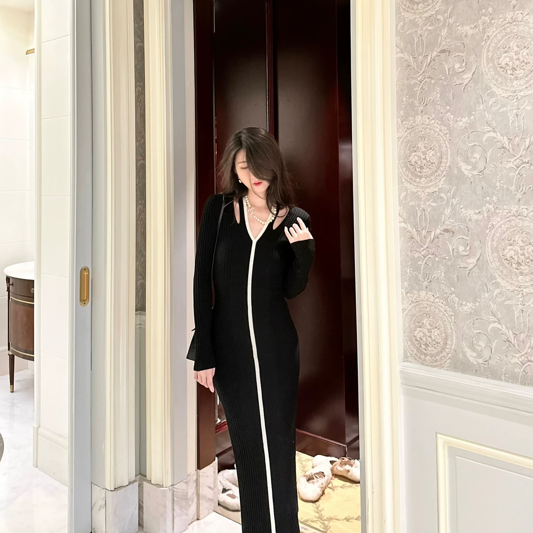 4折 Howalook  Le Sillage法式线条裙 小挖肩60支针织长袖连衣裙