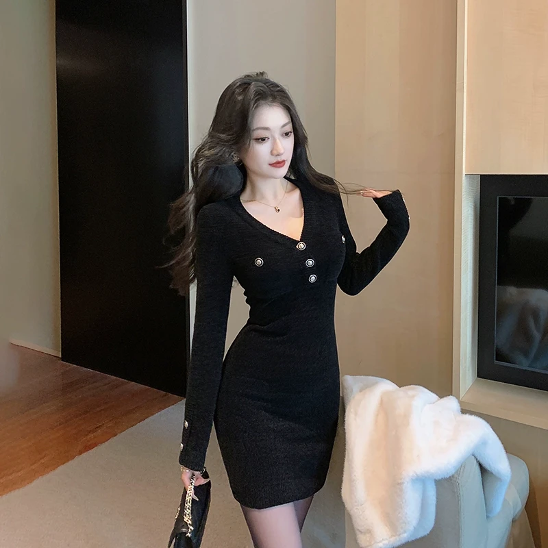林关关名媛小香风辣妹针织连衣裙女秋冬短款黑色包臀裙子YG81766