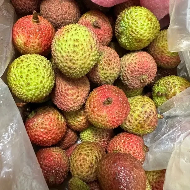 海南现摘妃子笑荔枝皮薄肉厚核小3.2公斤左右