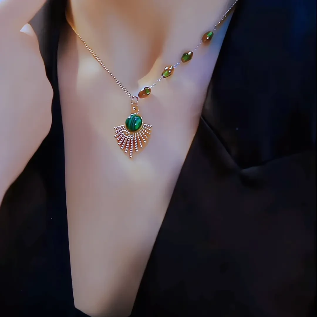 钛钢莫桑石项链 兰知春序【孔雀尾】轻奢百搭锁骨链春夏新品项链