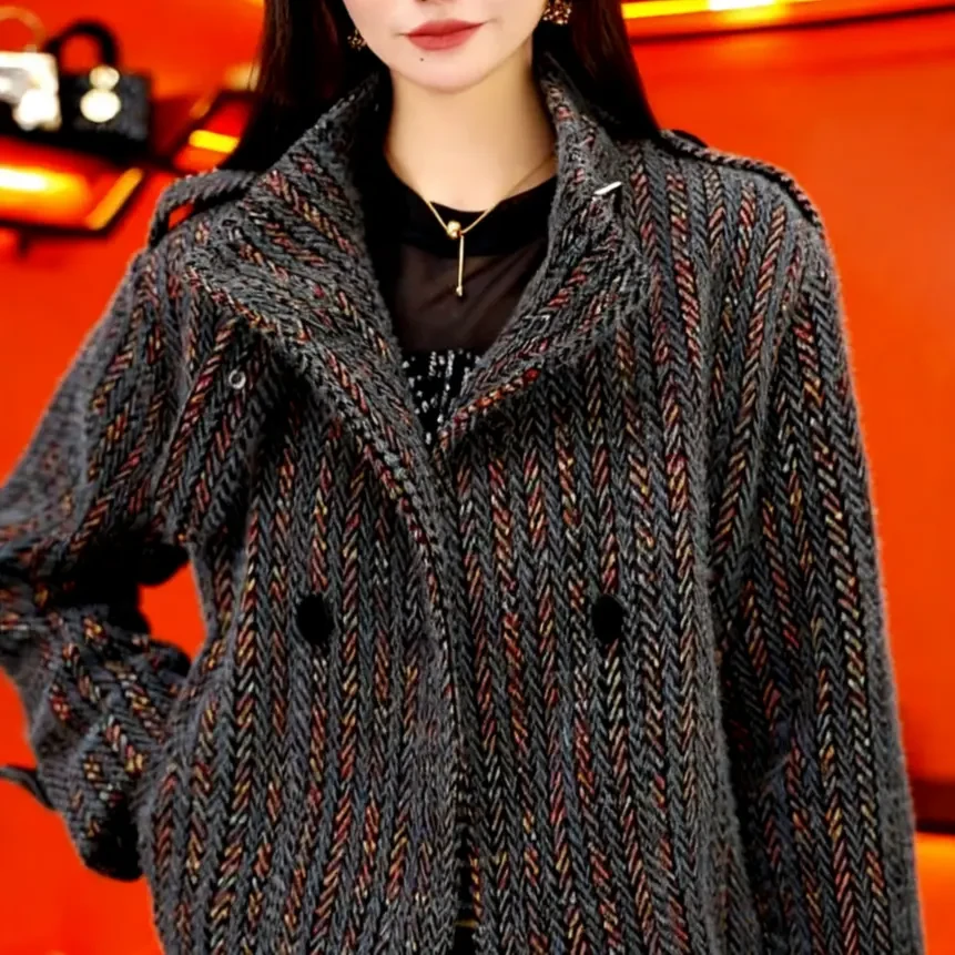 外套女款爆款2025新款立领双排扣女短外套气质小众炸街高级感女装