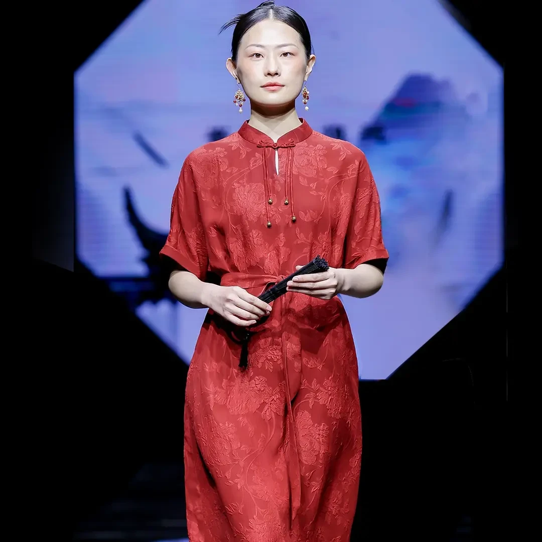 （崔万志旗袍）冠乐绉100分红云纱 旗袍连衣裙手工扣 配腰带 WZ5091