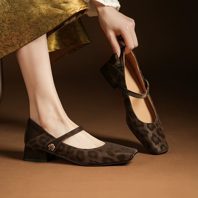 3cm豹纹印花方头一字带玛丽珍鞋女2025新款粗跟国风旗袍复古单鞋