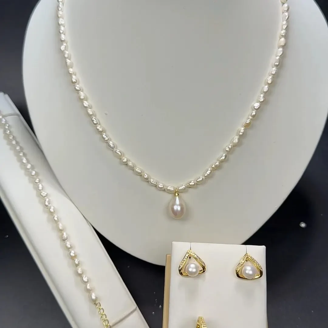 铜合金仿珍珠耳饰 小米珠简约时尚法式复古气质百搭女款