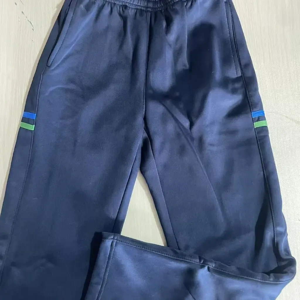 全福元鲁清加绒校服裤拍一发三