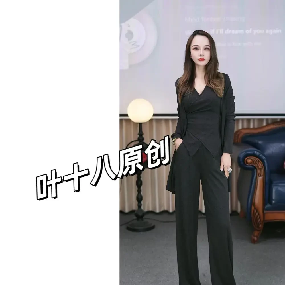 2025春季新款气质显瘦时尚法式复古轻奢设计师女套装45111