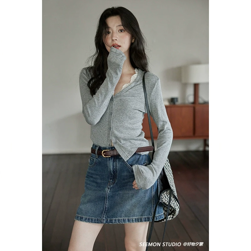 Seemon春季韩系小个子短款长袖V领灰色上衣女蕾丝正肩t恤T14301