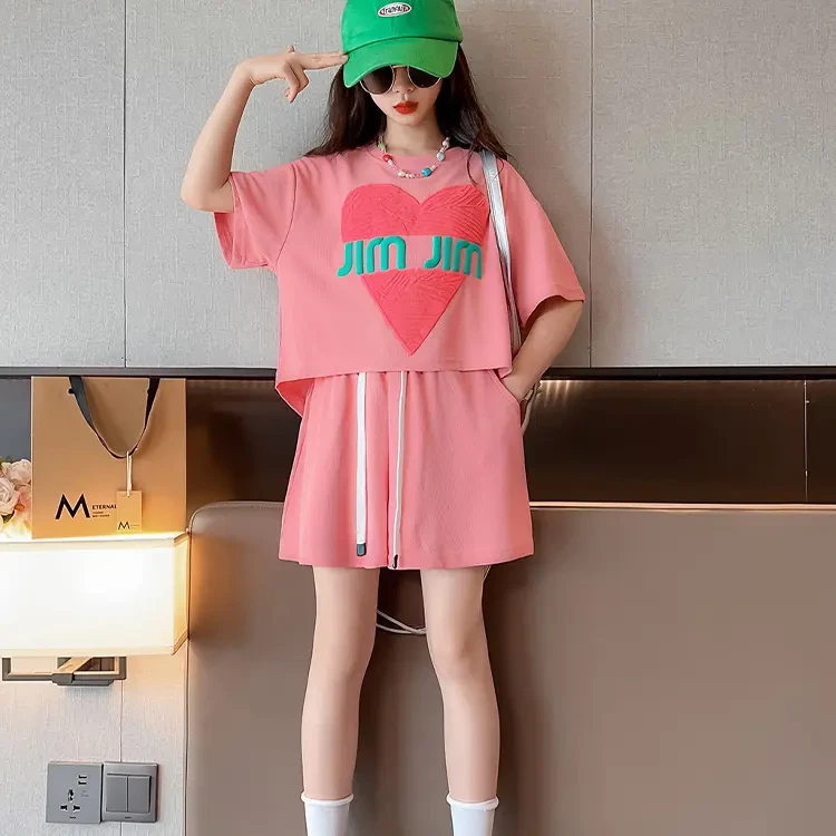 女童爱心套装2025新款时尚中大童设计感开叉短袖运动女童运动套装