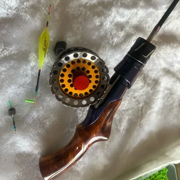 新手便携冰钓竿套装全金属微铅轮一键放线大导眼扁稍送线组冰钓漂