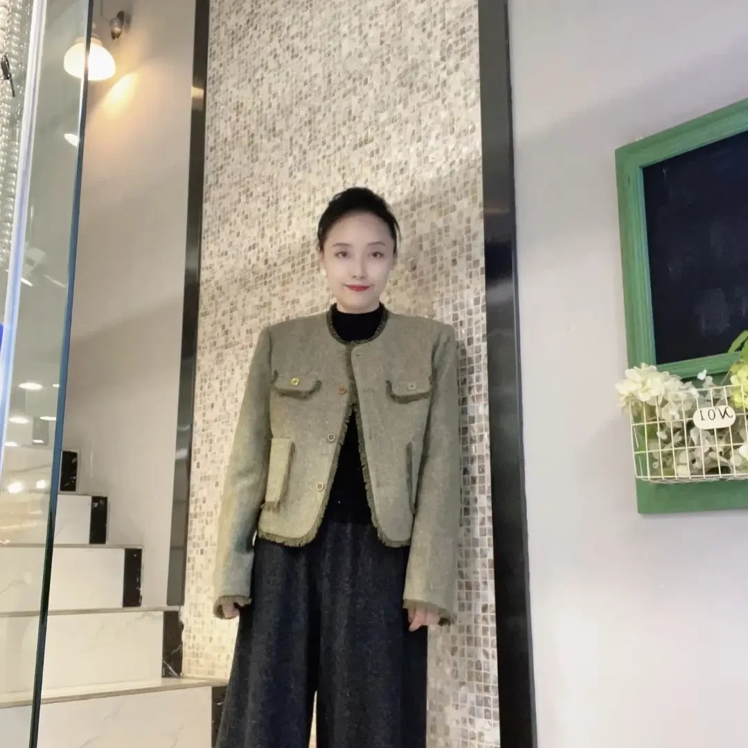 清仓新款加厚宽松短款小香风羊毛外套时尚洋气