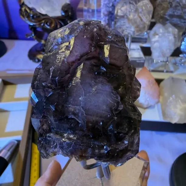 超七  浓密红发骨干 三足金蟾造型  71*64mm       191g