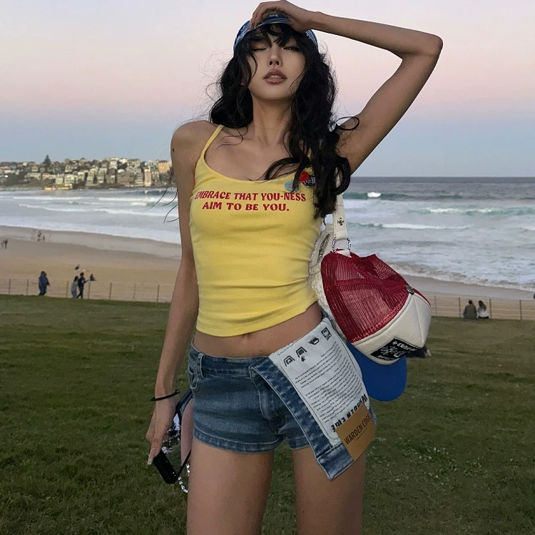 韩好甜WARDEN EDGE 黄色背心吊带女夏外穿辣妹短款无袖美背上衣女