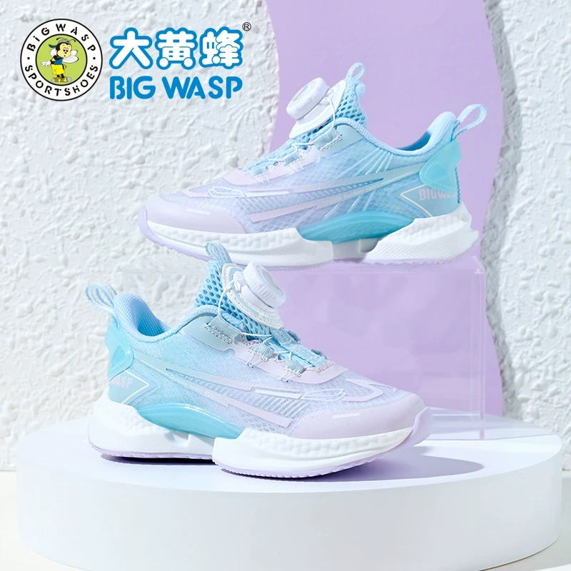 大黄蜂女童鞋子新款小女孩软底透气休闲网面防滑儿童运动女童跑鞋