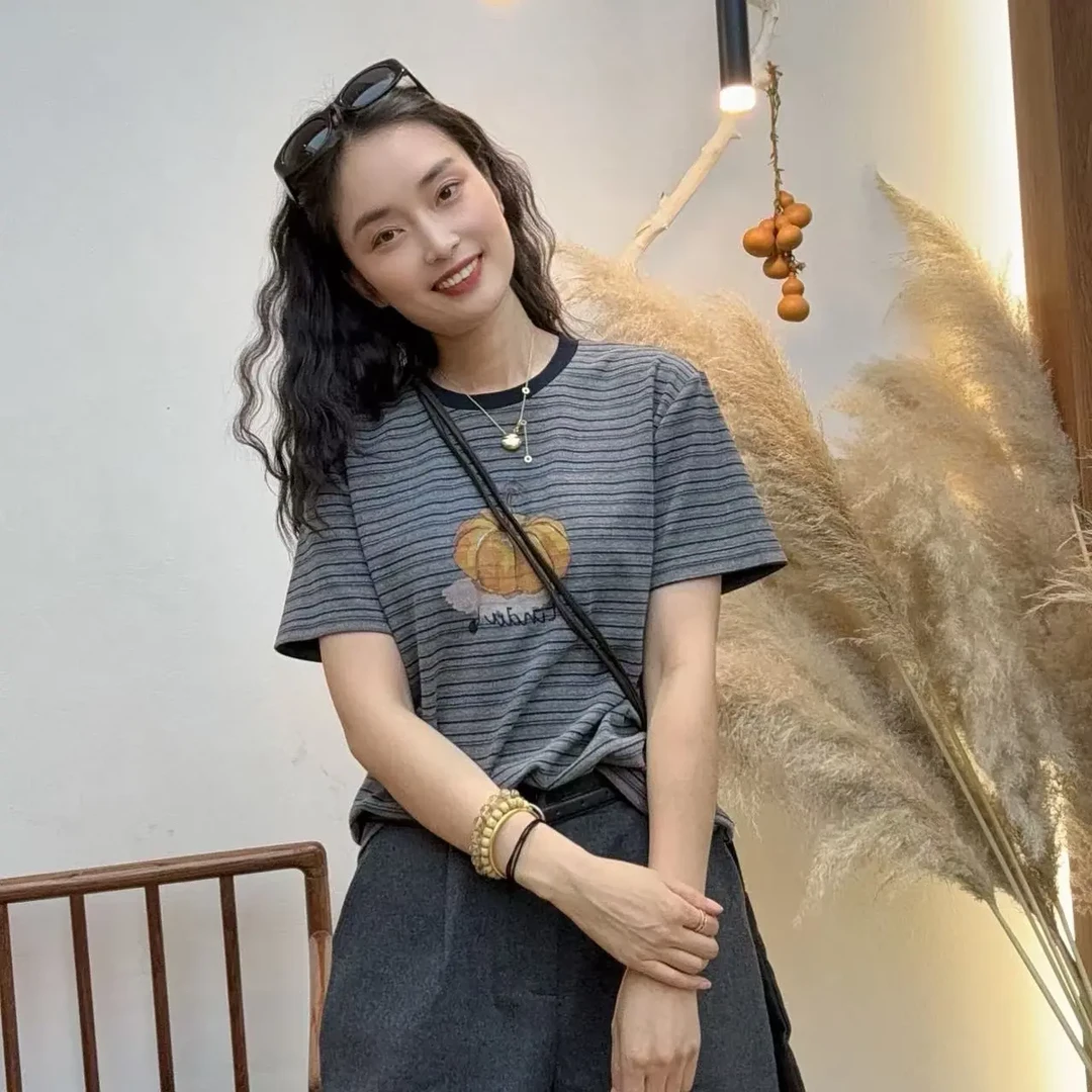 5215-休闲风短袖宽松型小众T恤常规条纹百搭夏季时尚圆领