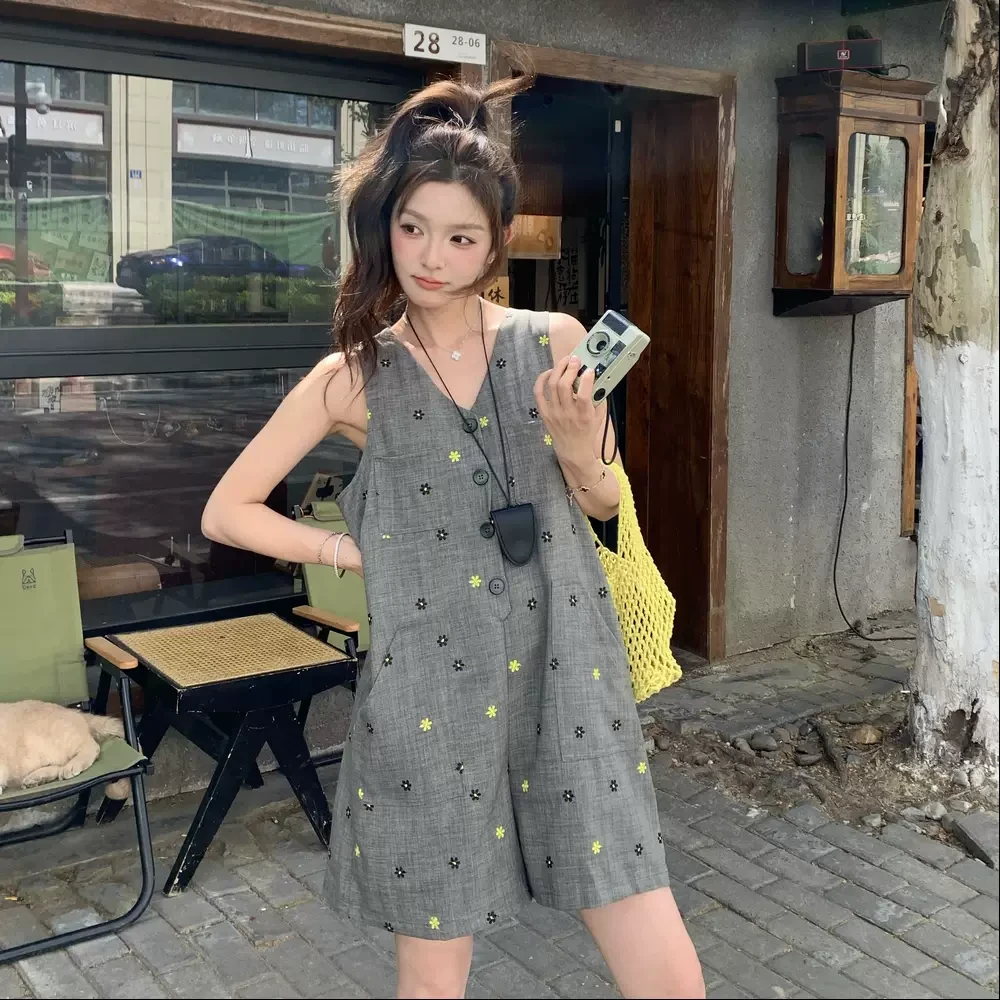 韩版撞色刺绣短款连体裤女2025年夏季新款小个子俏皮减龄显瘦短裤