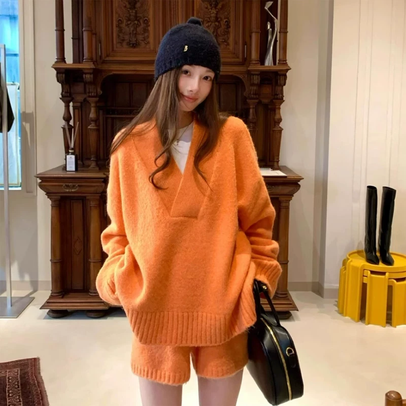 韩系宽松V领毛衣套装女春秋季软糯针织衫上衣高腰短裤休闲两件套