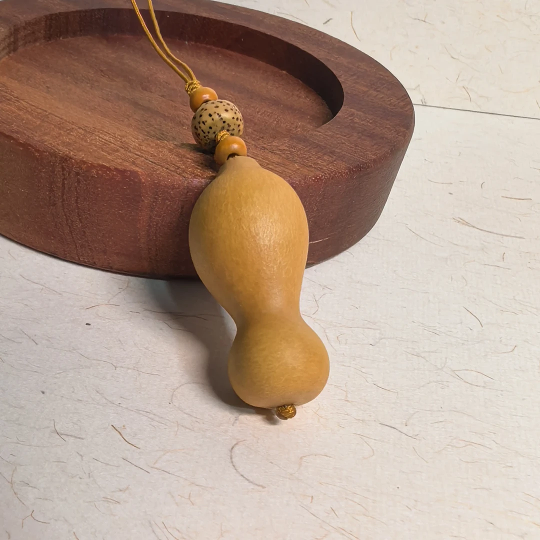 绕指柔天然小葫芦文玩手捻挂件可盘玩摆件