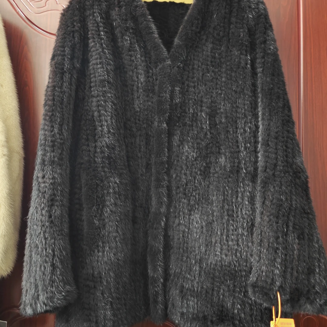 简约百搭小V领外套