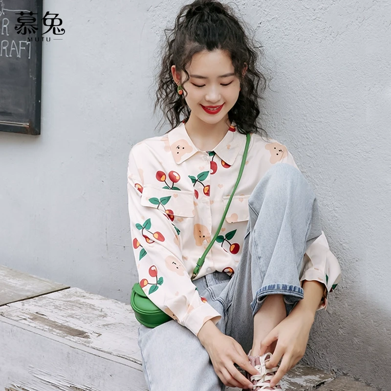 复古港风雪纺花衬衫女秋款2024新款宽松设计感小众洋气长袖上衣潮
