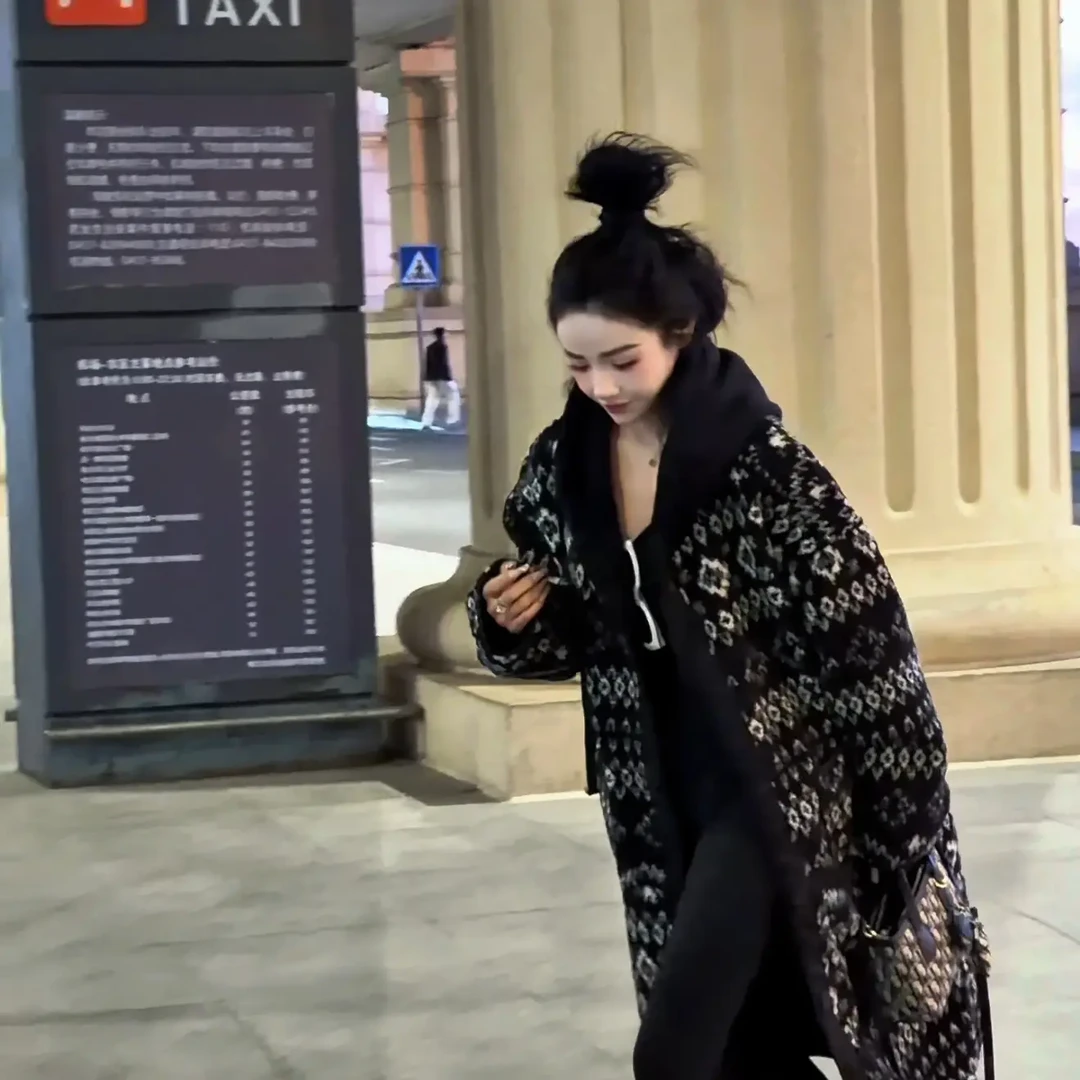 秋冬新款时尚显瘦气质百搭宽松大码带帽棉外套秋季新款