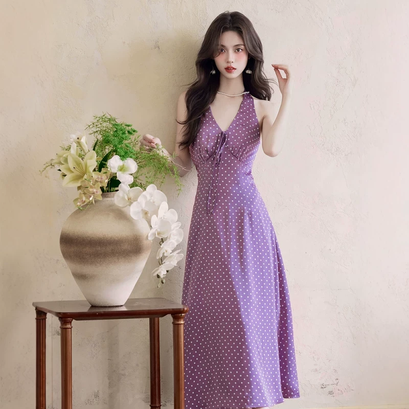 法式气质高级感紫色波点挂脖连衣裙夏日绝美海边度假沙滩长裙显瘦
