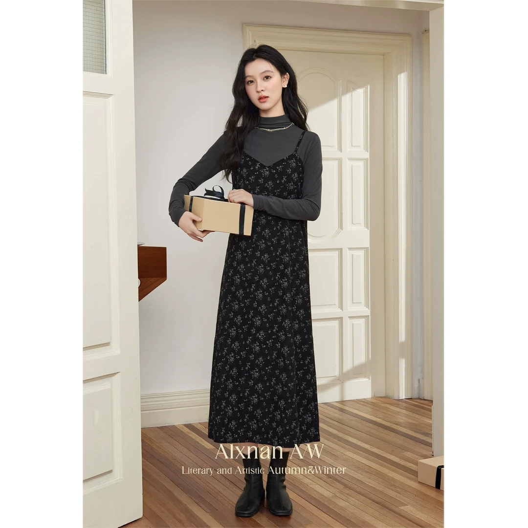 「邂逅优雅」打底衫连衣裙两件套女2024年新款连衣裙套装L51750