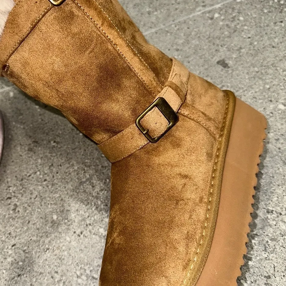 长筒中帮冬季百搭时尚胶粘保暖时尚雪地靴女士