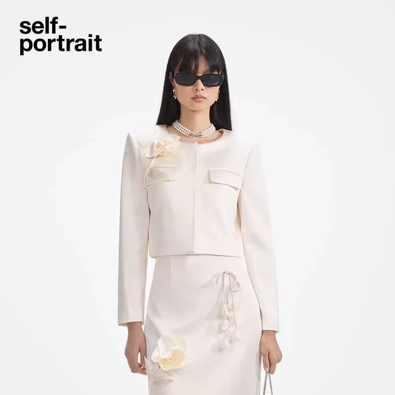 self-portrait 2025新款象牙白气质缎面新中式短外套上衣