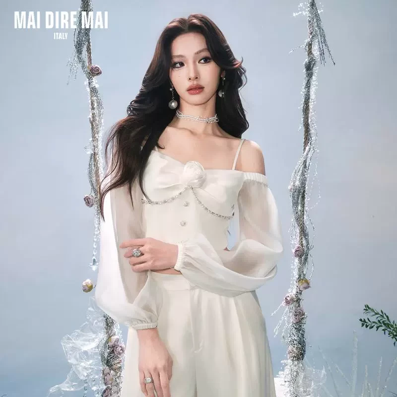 MAI DIRE MAI法式泡泡袖立体花钻链上衣女春高腰直筒长裤时尚套装