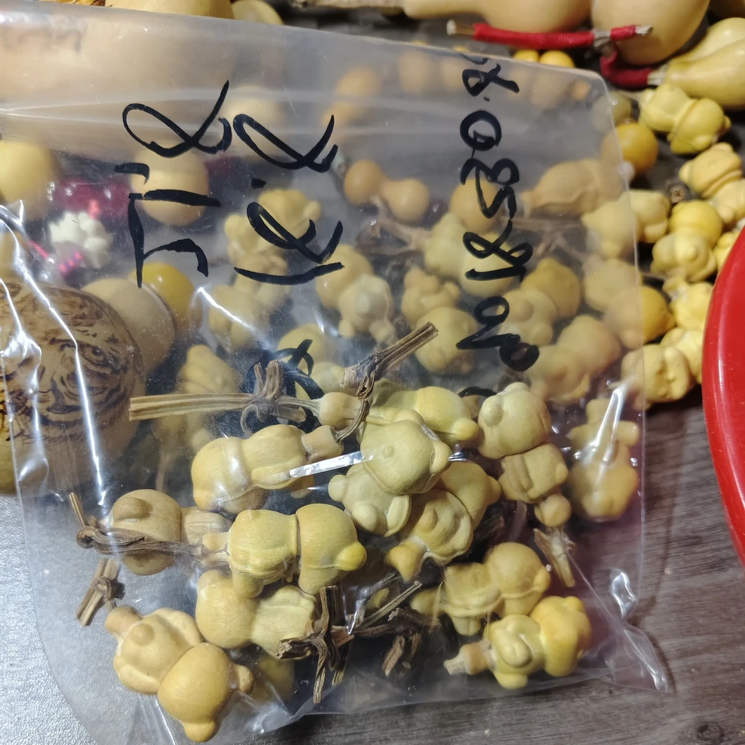 小熊葫芦抽裂专拍