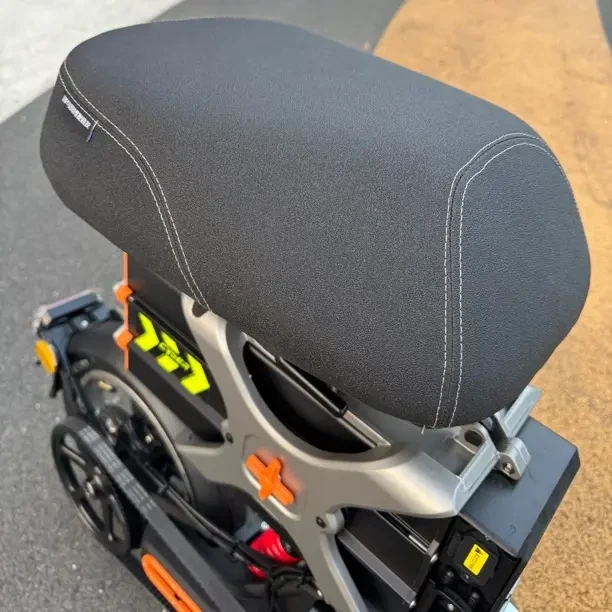 GT赛博朋克大沙发