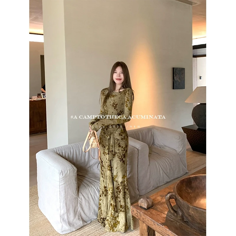 【闹姐推荐】植绒印花长袖连衣裙女春秋修身内搭设计感小众鱼尾裙