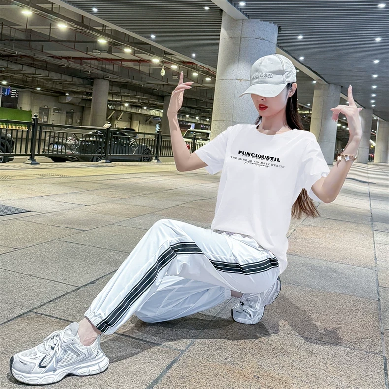 冰丝时尚团体舞蹈服广场舞服装新款健身操短袖运动套装演出服夏季