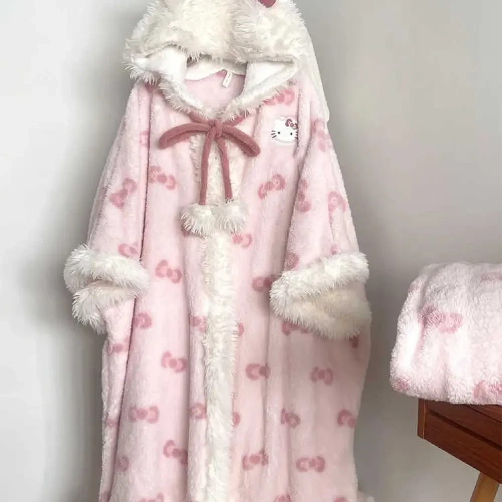 可爱HelloKitty保暖睡衣女冬季加厚加绒珊瑚绒韩版休闲家居服睡袍