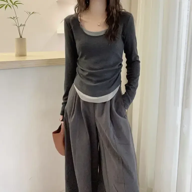 2025新款秋季撞色舒适假两件拼接长袖U领T恤设计感打底衫女士上衣