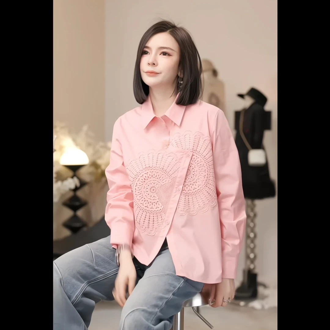 2025新款春秋设计感重工钩花蕾丝拼接衬衫不规则下摆粉色衬衣上衣
