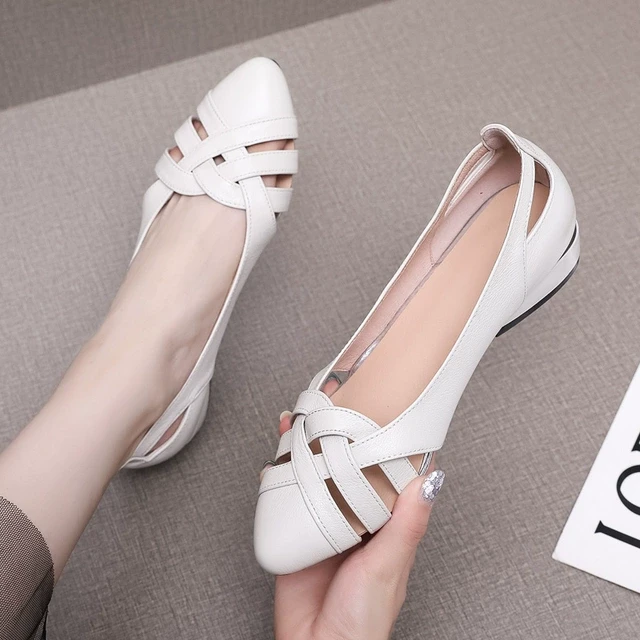 凉鞋女夏季真皮平底镂空女鞋2025年新款低跟单鞋大码妈妈鞋软皮鞋