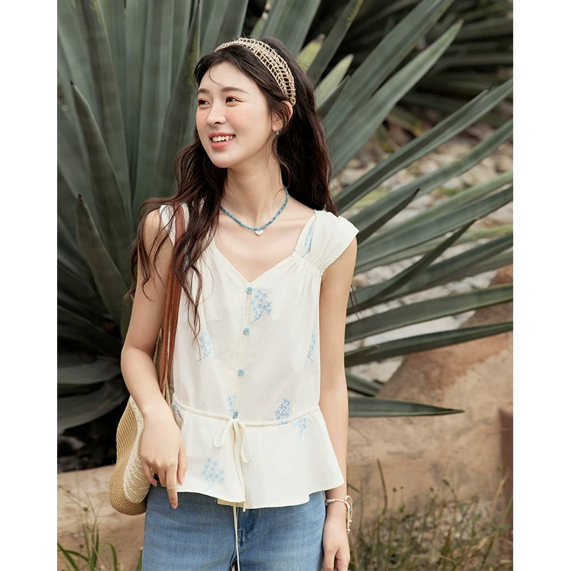 【艾美专属】谜秀杏底蓝花棉质绣花小衫抽绳复古度假上衣MXE32X1777