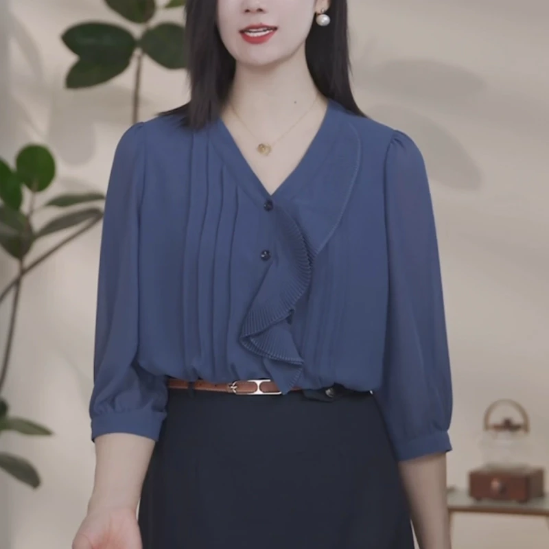 荷叶边v领衬衫女夏季2025高级感洋气减龄宽松型休闲显瘦短袖上衣