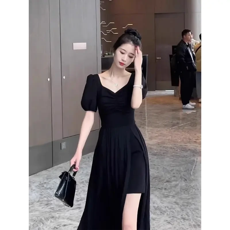 欧洲站法式赫本风黑色连衣裙纯欲气质开叉长裙收腰显瘦小黑裙女夏