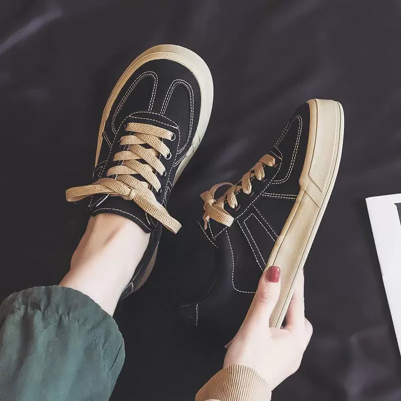 人本低帮帆布鞋女鞋2025春季新款潮流百搭舒适运动板鞋厚底休闲鞋