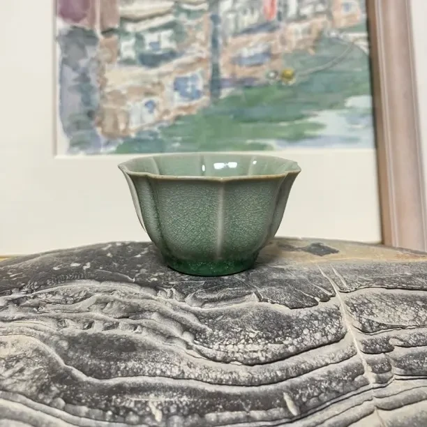 耀州窑 百级碎出筋花口杯（一个）