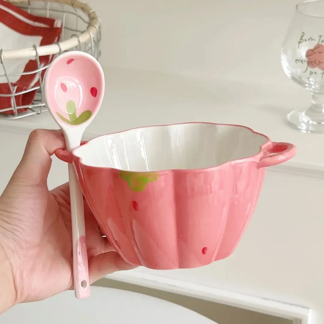 草莓南瓜双耳碗6英寸蒸蛋碗高颜值釉下彩陶瓷碗家用餐具带勺创意