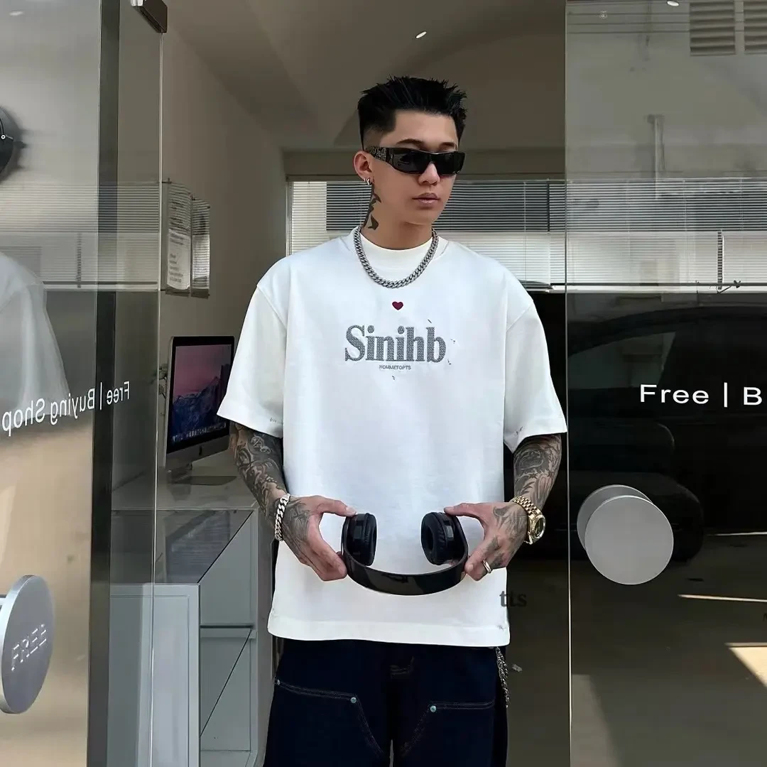 2025重磅立体刺绣红心T恤