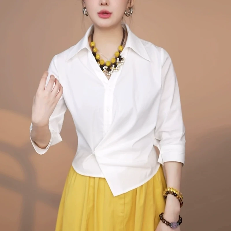 白色褶皱衬衫女士夏季2025百搭减龄收腰休闲显瘦设计感不规则上衣